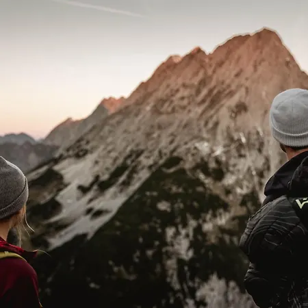 Daire Kiechls Homebase - Adults Only *