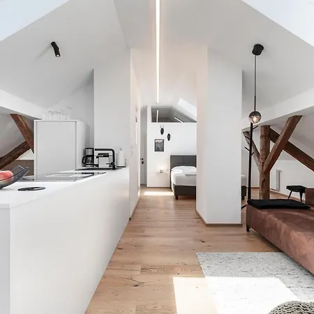 Kiechls Homebase - Adults Only