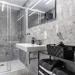 Kiechls Homebase - Adults Only * تارينز